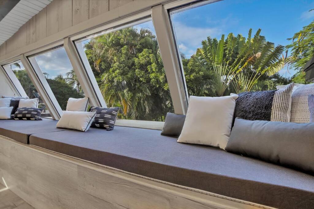 Stunning 2 Story Villa With Pool Fort Lauderdale Exteriör bild